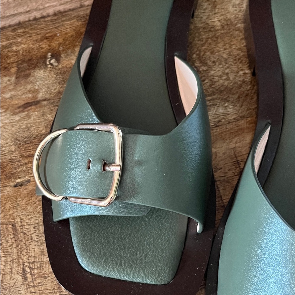 J crew Olive Green Slide Sandals fantastic color for the fall - Picture 2 of 6